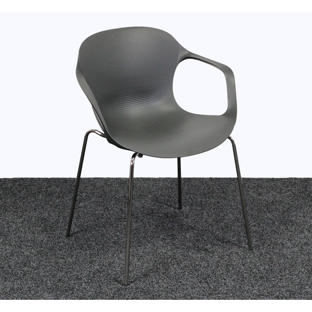 Fritz Hansen Nap KS60 Stoel Donkergrijs