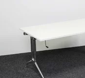 Vitra Ad Hoc Bureau - Slinger Verstelbaar | 160 x 80 cm