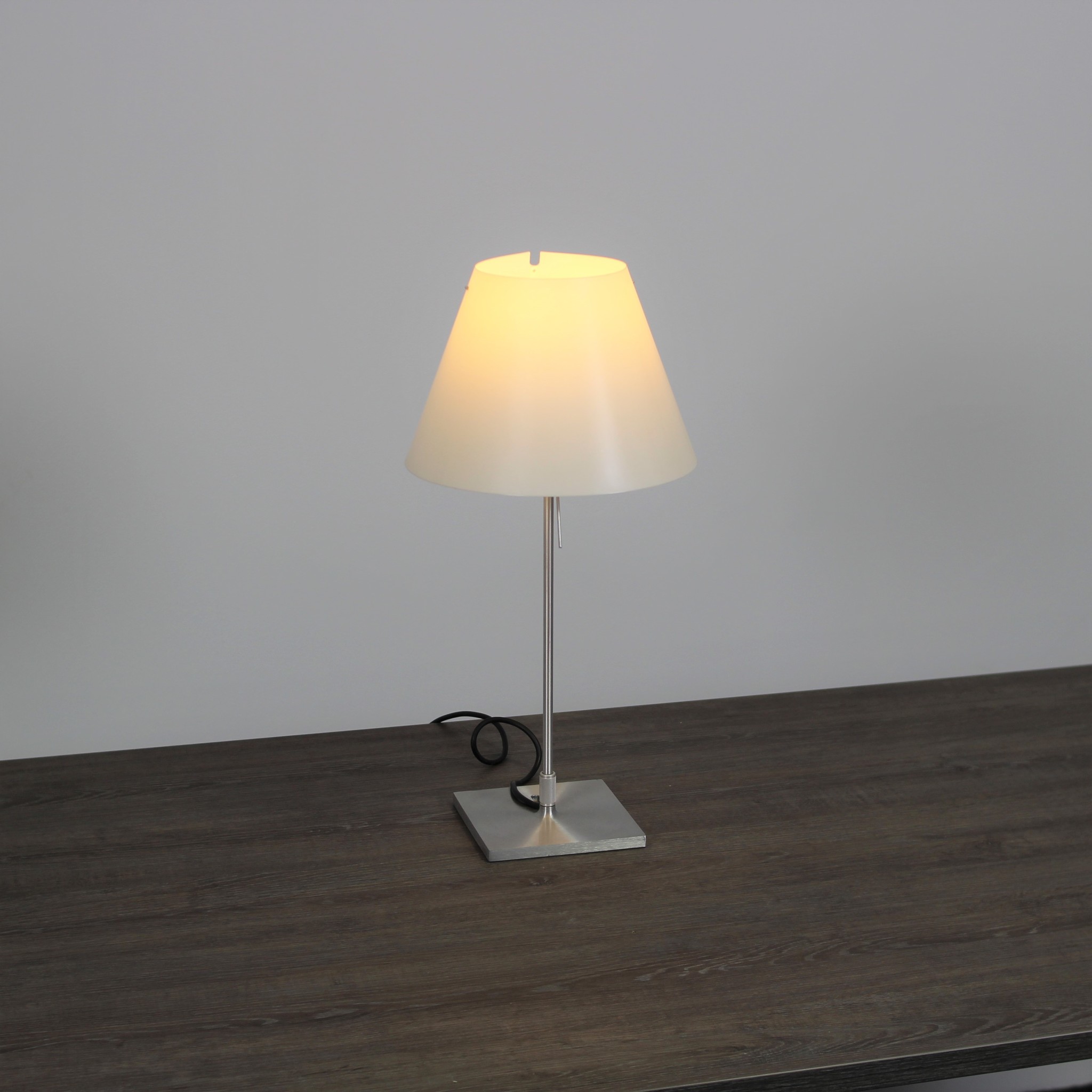 converteerbaar vat Niet verwacht Gebruikte Luceplan Costanzina Bureaulamp - Tafellamp