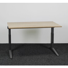 Ahrend Essa Knop Verstelbaar Bureau - Midden Eiken Blad | 120 x 80 cm