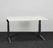 Ahrend Essa Knop Verstelbaar Bureau - Wit Blad | 120 x 80 cm Ahrend Essa Knop Verstelbaar Bureau - Wit Blad | 120 x 80 cm