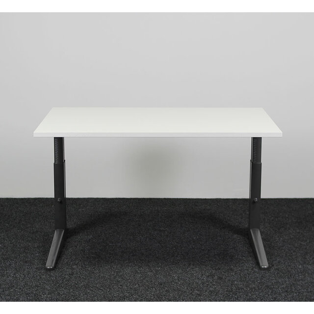 Ahrend Essa Knop Verstelbaar Bureau - Wit Blad | 120 x 80 cm Ahrend Essa Knop Verstelbaar Bureau - Wit Blad | 120 x 80 cm