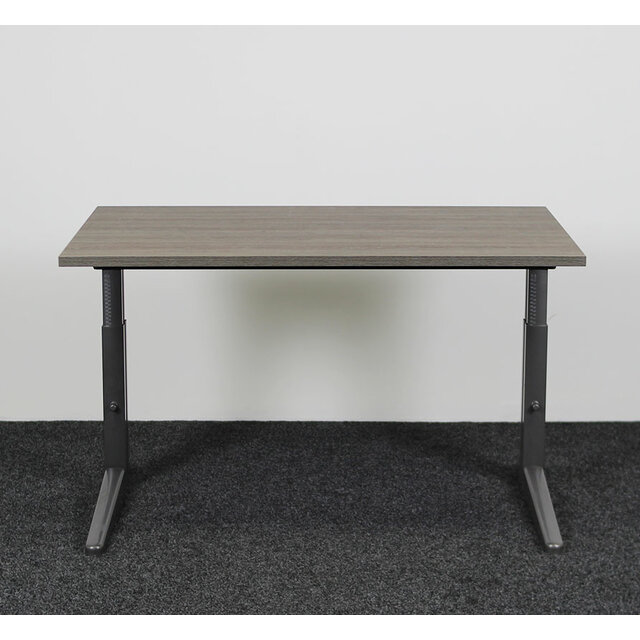 Ahrend Essa Knop Verstelbaar Bureau - Donker Eiken Blad | 120 x 80 cm Ahrend Essa Knop Verstelbaar Bureau - Donker Eiken Blad | 120 x 80 cm