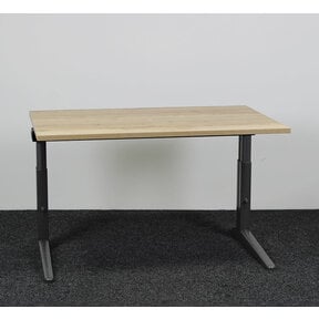 Ahrend Essa Knop Verstelbaar Bureau - Natuur Eiken Blad | 120 x 80 cm