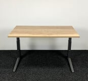 Ahrend Essa Knop Verstelbaar Bureau - Natuur Eiken Blad | 120 x 80 cm Ahrend Essa Knop Verstelbaar Bureau - Natuur Eiken Blad | 120 x 80 cm