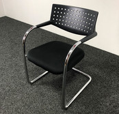Vergaderstoel Vitra Visavis 1 - Zwart / Chroom | Nieuw Gestoffeerd