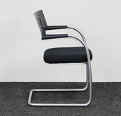 Vitra Visavis 1, Vergaderstoel Zwart / Aluminium Vitra Visavis 1, Vergaderstoel Zwart / Aluminium