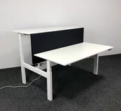 Ahrend Zit-Sta Duo Bureau - 160 x 80 cm | Inclusief Akoestisch Bureauscherm