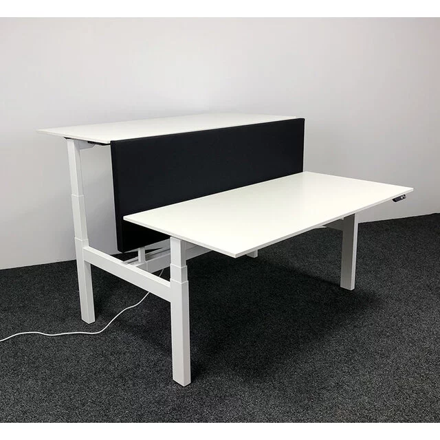 Ahrend Zit-Sta Duo Bureau - 160 x 80 cm | Inclusief Akoestisch Bureauscherm