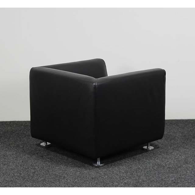 Gelderland 4800 Fauteuil - Zwart Leer Gelderland 4800 Fauteuil - Zwart Leer