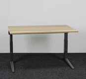Ahrend Essa Knop Verstelbaar Bureau - Natuur Eiken Blad | 140 x 80 cm Ahrend Essa Knop Verstelbaar Bureau - Natuur Eiken Blad | 140 x 80 cm