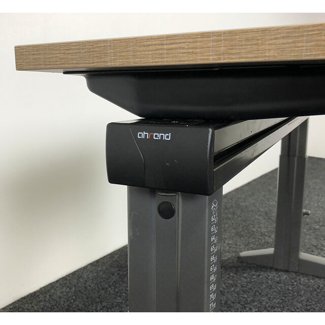 Ahrend Essa Knop Verstelbaar Bureau - Natuur Eiken Blad | 140 x 80 cm Ahrend Essa Knop Verstelbaar Bureau - Natuur Eiken Blad | 140 x 80 cm