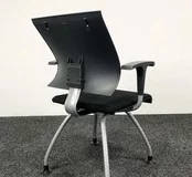 Ahrend 240 Vergaderstoel - Zwart