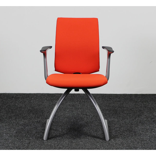 HAG H05 Vergaderstoel - Oranje