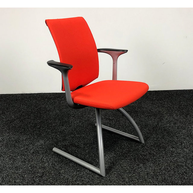 HAG H05 Vergaderstoel - Oranje