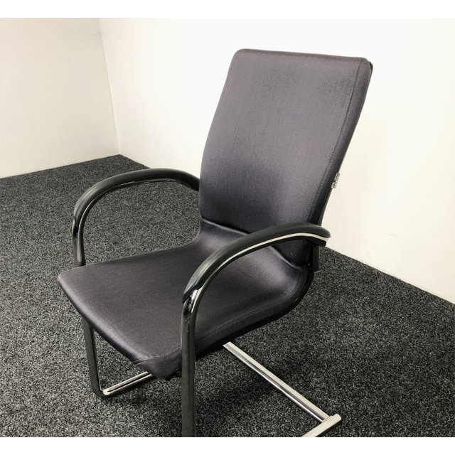 Ahrend 230 Vergaderstoel Grijs Ahrend 230 Vergaderstoel Grijs