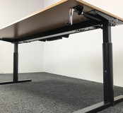 Gispen TM Slingerbureau - 160 x 80 cm | Zwart Onderstel