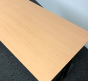 Gispen TM Slingerbureau - 160 x 80 cm | Zwart Onderstel