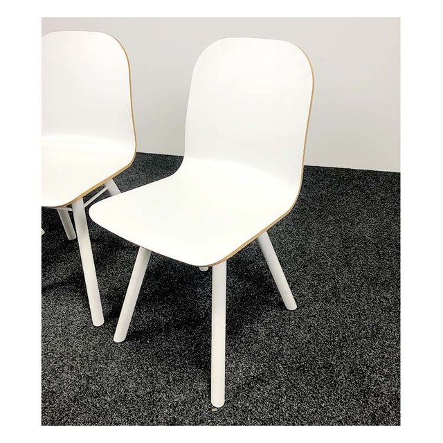 [SET] 4 Carvi Designstoelen Wit