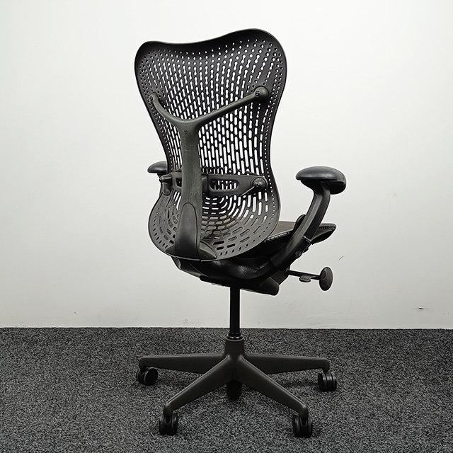 Bureaustoel Herman Miller Mirra - Zwart