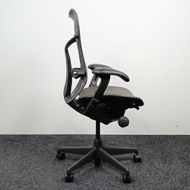 Bureaustoel Herman Miller Mirra - Zwart