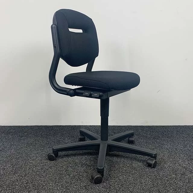 Ahrend 220 Bureaustoel Zwart