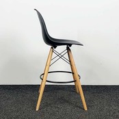 Bux Barkruk - Zwarte Kunststof Zitting