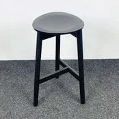 DUM Office Beech Stool Barkruk - Zwart DUM Office Beech Stool Barkruk - Zwart