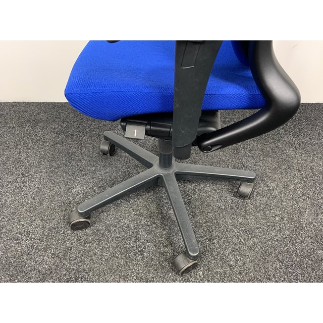 Ahrend 230 Bureaustoel Lage Rug Blauw Nieuw Gestoffeerd Ahrend 230 Bureaustoel Lage Rug Blauw Nieuw Gestoffeerd