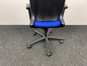 Ahrend 230 Bureaustoel Lage Rug Blauw Nieuw Gestoffeerd Ahrend 230 Bureaustoel Lage Rug Blauw Nieuw Gestoffeerd