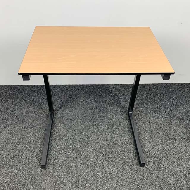 Gispen Schoolbureau 70 x 50 cm | L-Poot