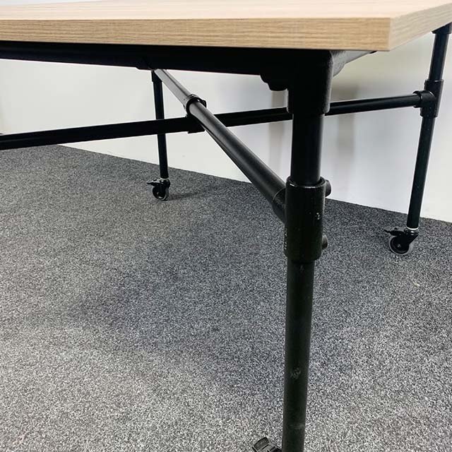 Industriële Tafel - Nieuw Blad | 110 x 110 cm