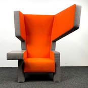 Prooff EarChair Fauteuil - Grijs/Oranje Prooff EarChair Fauteuil - Grijs/Oranje