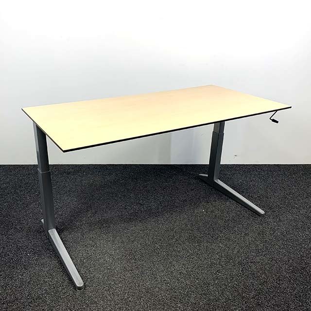 Ahrend Slingerbureau Rechthoekige Poot  160 x 80 cm Ahrend Slingerbureau Rechthoekige Poot  160 x 80 cm