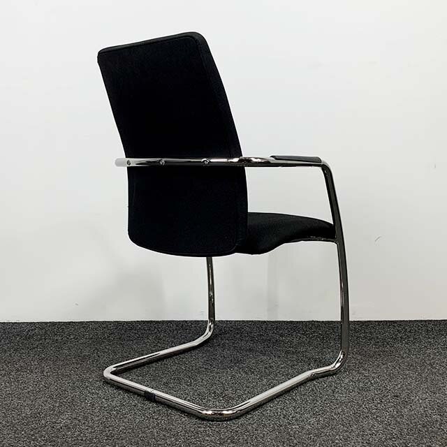 Vergaderstoel Beta Be10 - Zwarte Stof