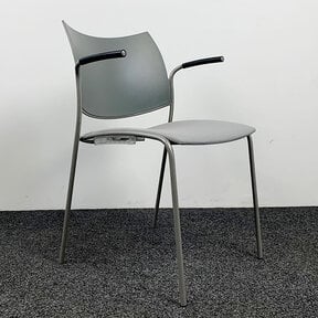 Casala Kantinestoel - Gestoffeerde Lichtgrijze Zitting