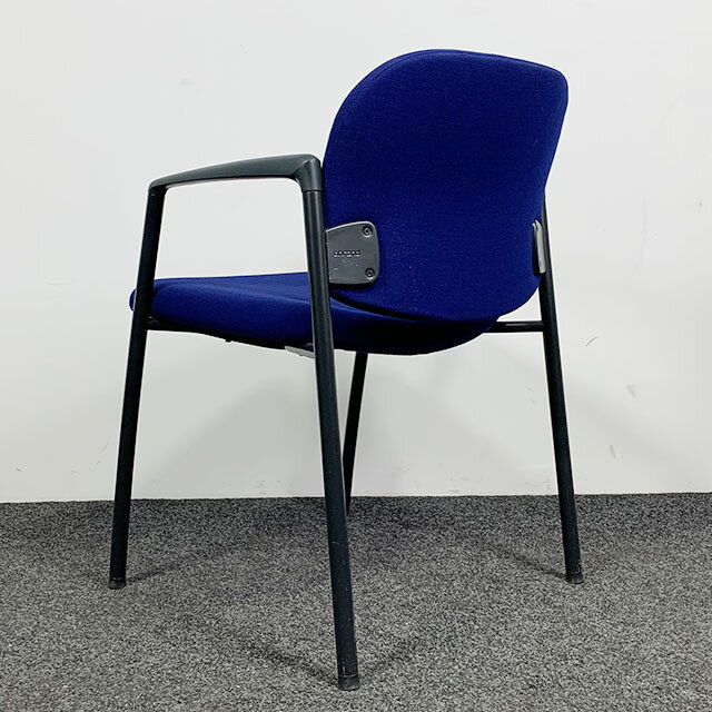 Ahrend 320 Vergaderstoel Blauw