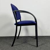 Vergaderstoel Blauw/Paarse Stoffen Zitting Vergaderstoel Blauw/Paarse Stoffen Zitting