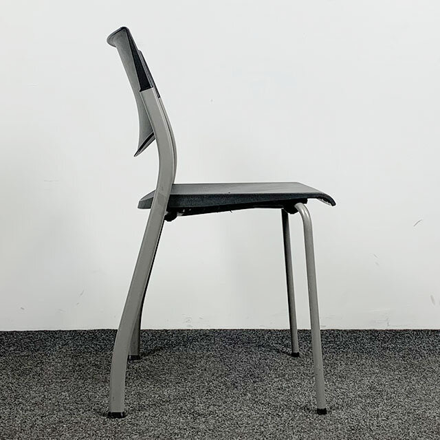 Ahrend Stoel - Zwarte Kunststof Zitting