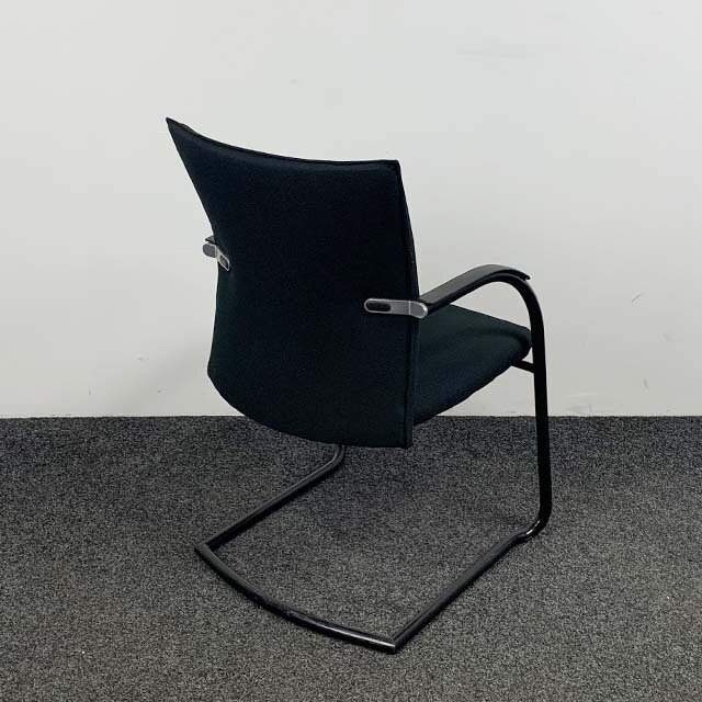 Refurbished Klöber 742 Nieuw Zwart Gestoffeerd