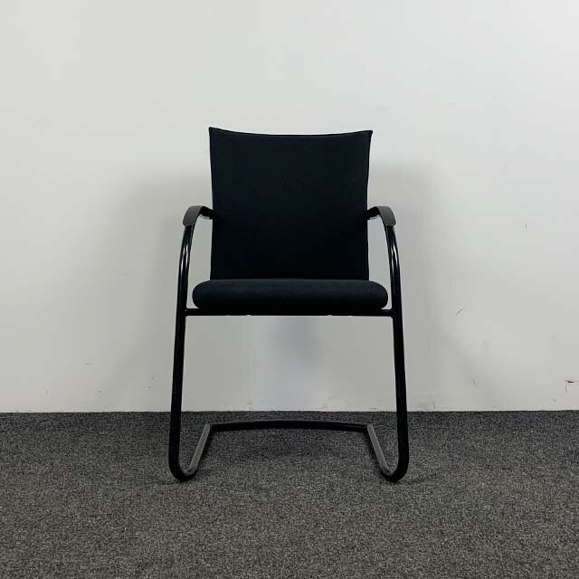 Refurbished Klöber 742 Nieuw Zwart Gestoffeerd