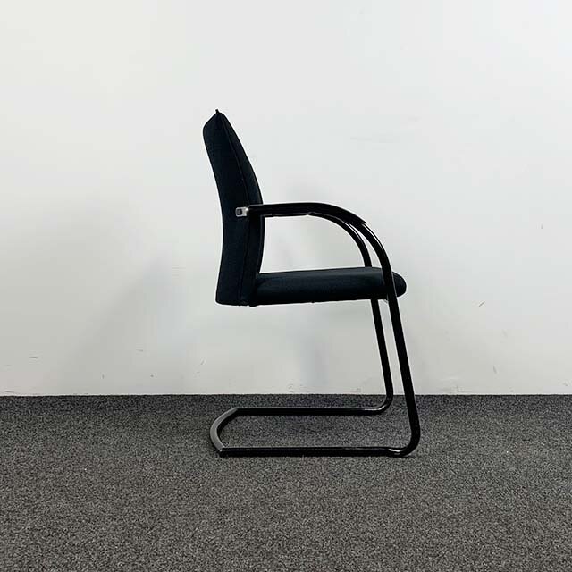 Refurbished Klöber 742 Nieuw Zwart Gestoffeerd