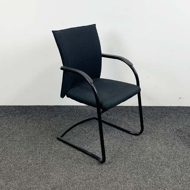 Refurbished Klöber 742 Nieuw Zwart Gestoffeerd