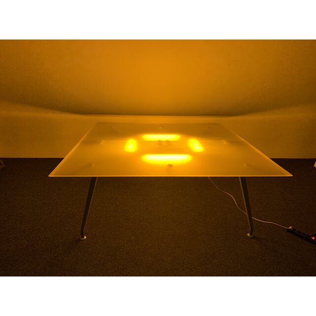 Ahrend Vergadertafel 1200 Glas 200x200 cm