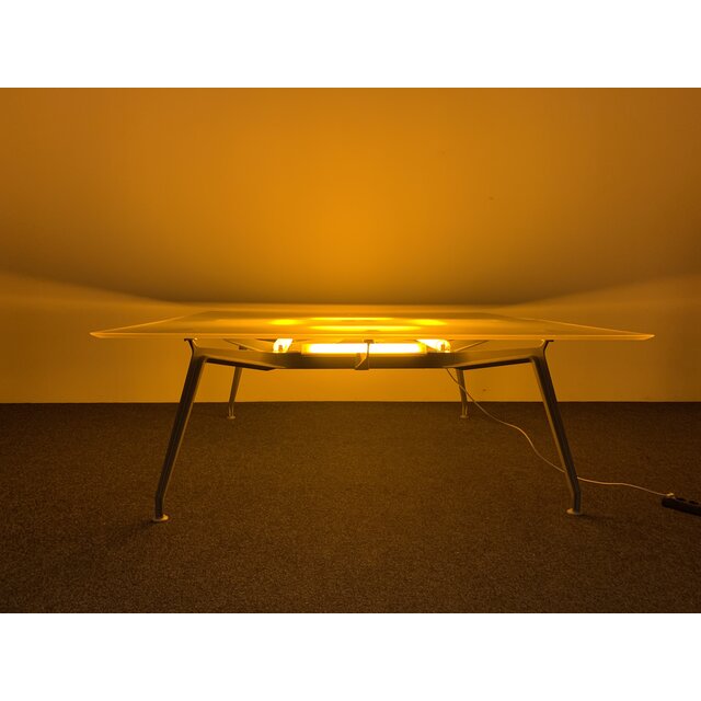 Ahrend Vergadertafel 1200 Glas 200x200 cm