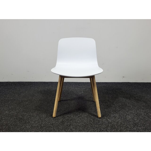 Hay About a Chair Wit