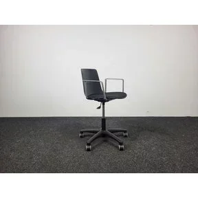 Enea Lottus Bureaustoel - Zwarte Kunststof Zitting