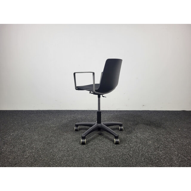 Enea Lottus Bureaustoel - Zwarte Kunststof Zitting