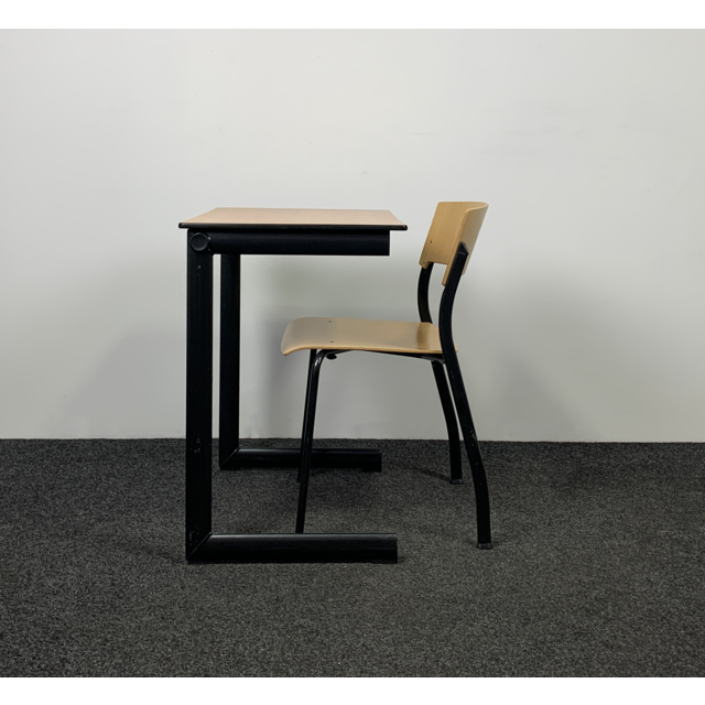 Ahrend Schoolsetje Tafel + Stoel Ahrend Schoolsetje Tafel + Stoel