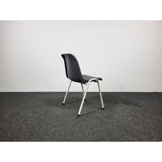 Grijze Stapelbare Kuipstoel - Kunststof Zitting